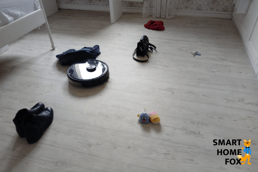 Roborock S6 MaxV during the obstacle detection test.